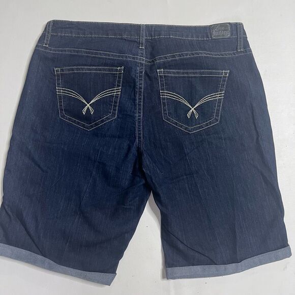 Love Indigo Blue Jean Shorts with Cuffed Hems - Picture 3 of 3